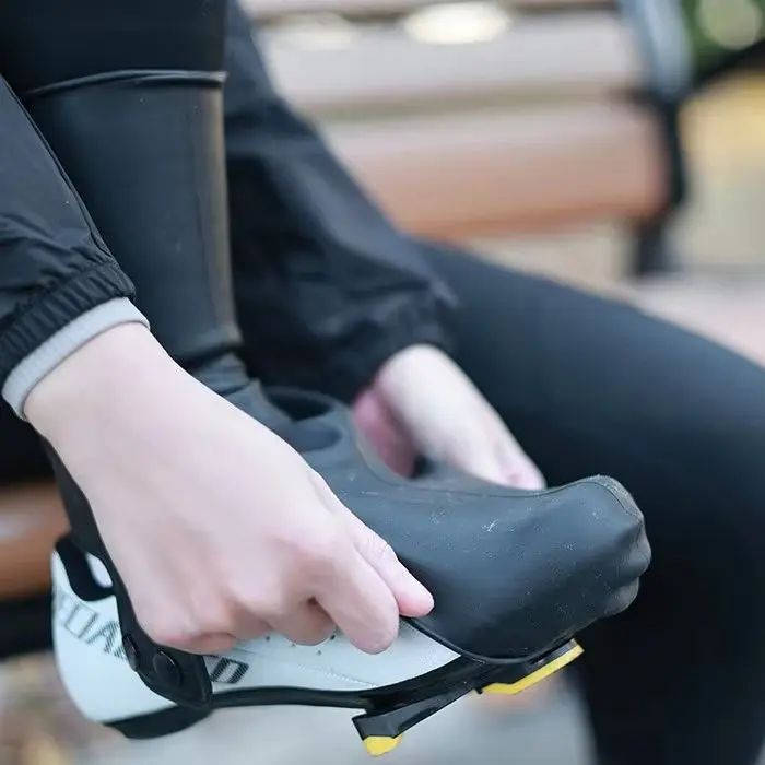 Thumbnail 3 - #50 Best Shoe Covers to Buy In 2026