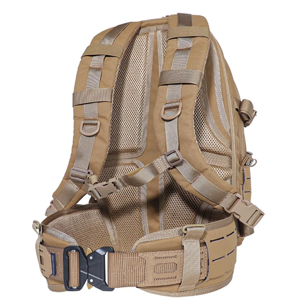 حقيبة ظهر مقاومة للماء من النايلون بسعة كبيرة للرياضات الخارجية ومغامرات التخييم والسفر التكتيكي مع ميزة ناعمة