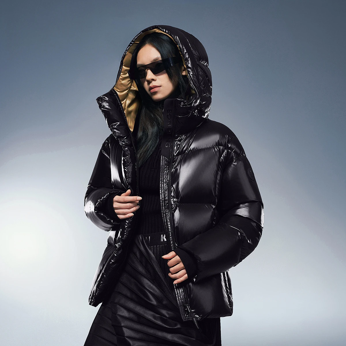 Bosideng Puff Series Женский пуховик 700 Plus Белый гусиный пух Роскошное тканевое ветрозащитное зимнее пальто с капюшоном и карманами на молнии