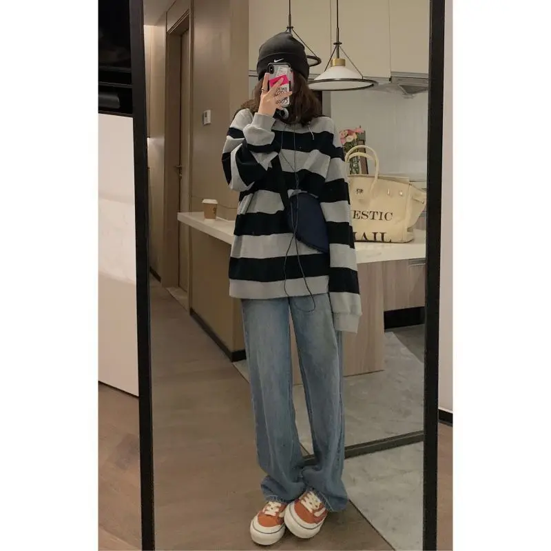 Retro striped hoodie for women 2025 new autumn outfit thin style ins loose Korean version long sleeved round neck pullover top