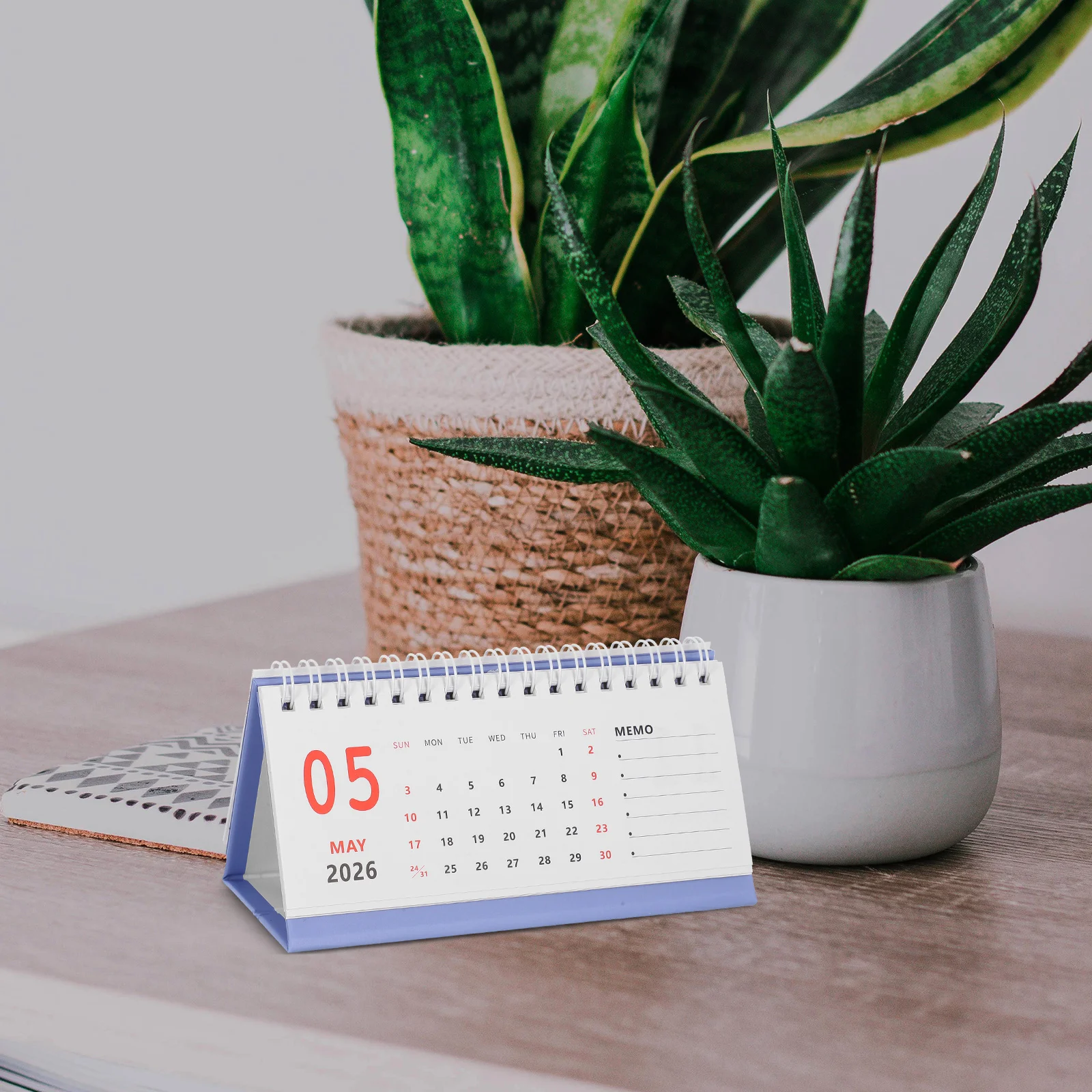 

18-Month 2025-2026 Desktop Calendar Mini Standing Flip Planner For Office Home School Scheduling Supplies Small Countertop