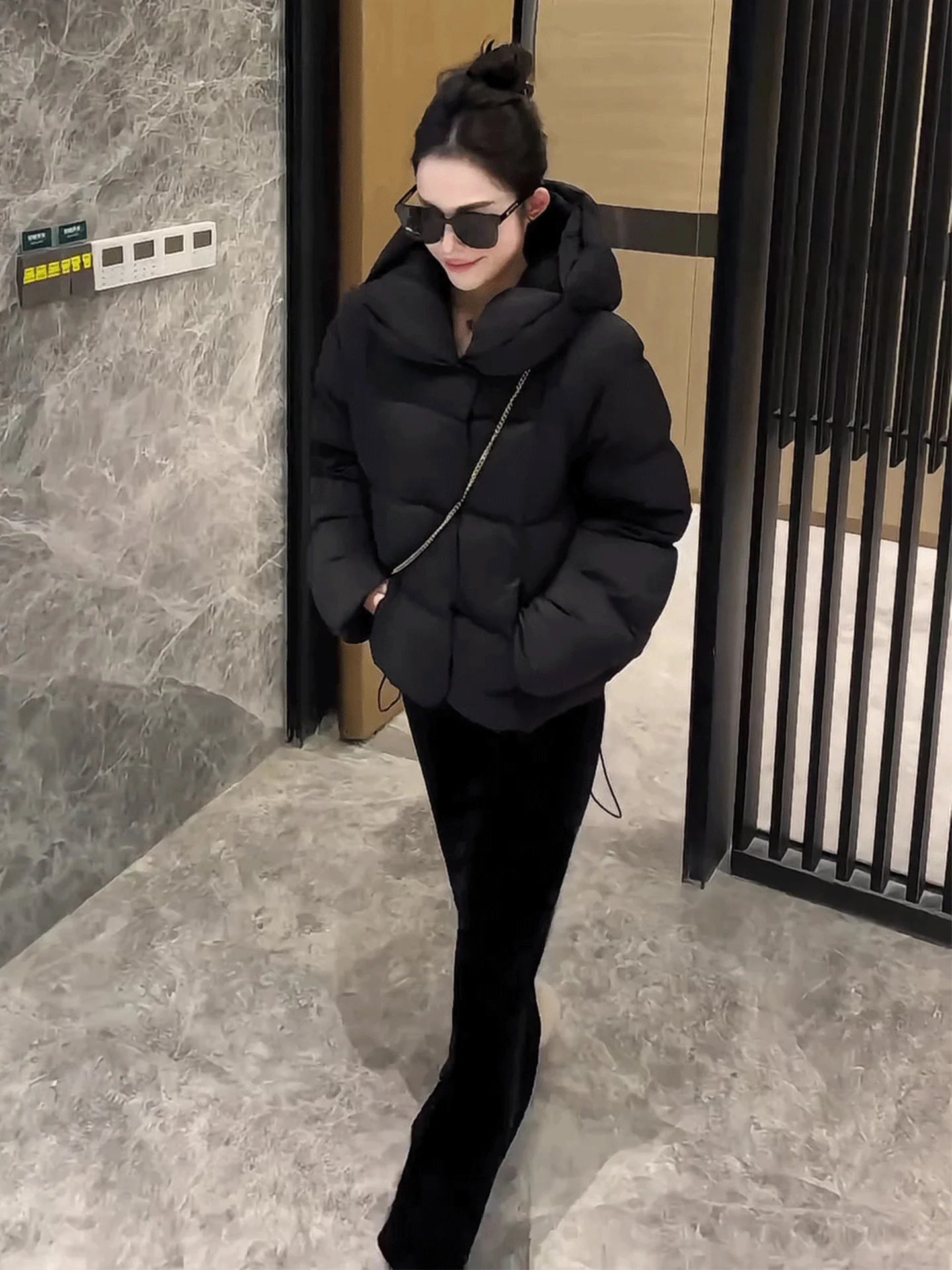 Women's ort White Du down Jaet Winter New Sle Small Size Warmth Hat Inteated Bread Outerwear Ele Sle