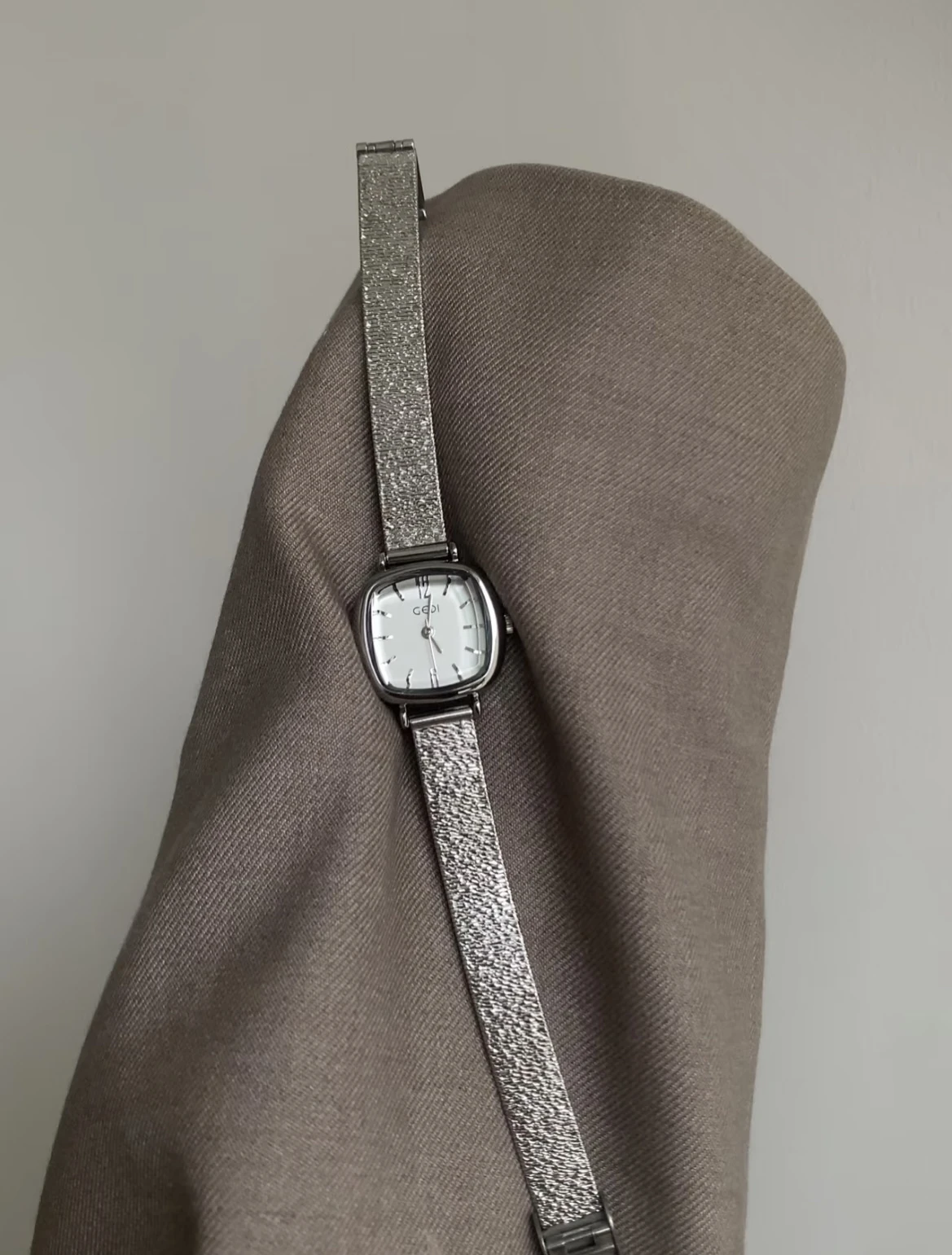 Elegant women's watch exquisite fashion all-match sugar cube brushed steel strap fashion temperament watch for women