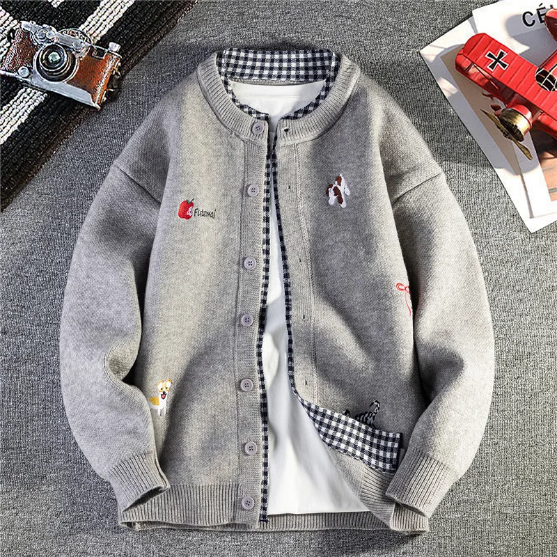 Modischer, bequemer Herren-Strickcardigan, hochwertige Marke, süßes Stickerei-Design, Herbst-Winter, koreanischer lässiger Rundhals-Pullover-Mantel – Detail 6