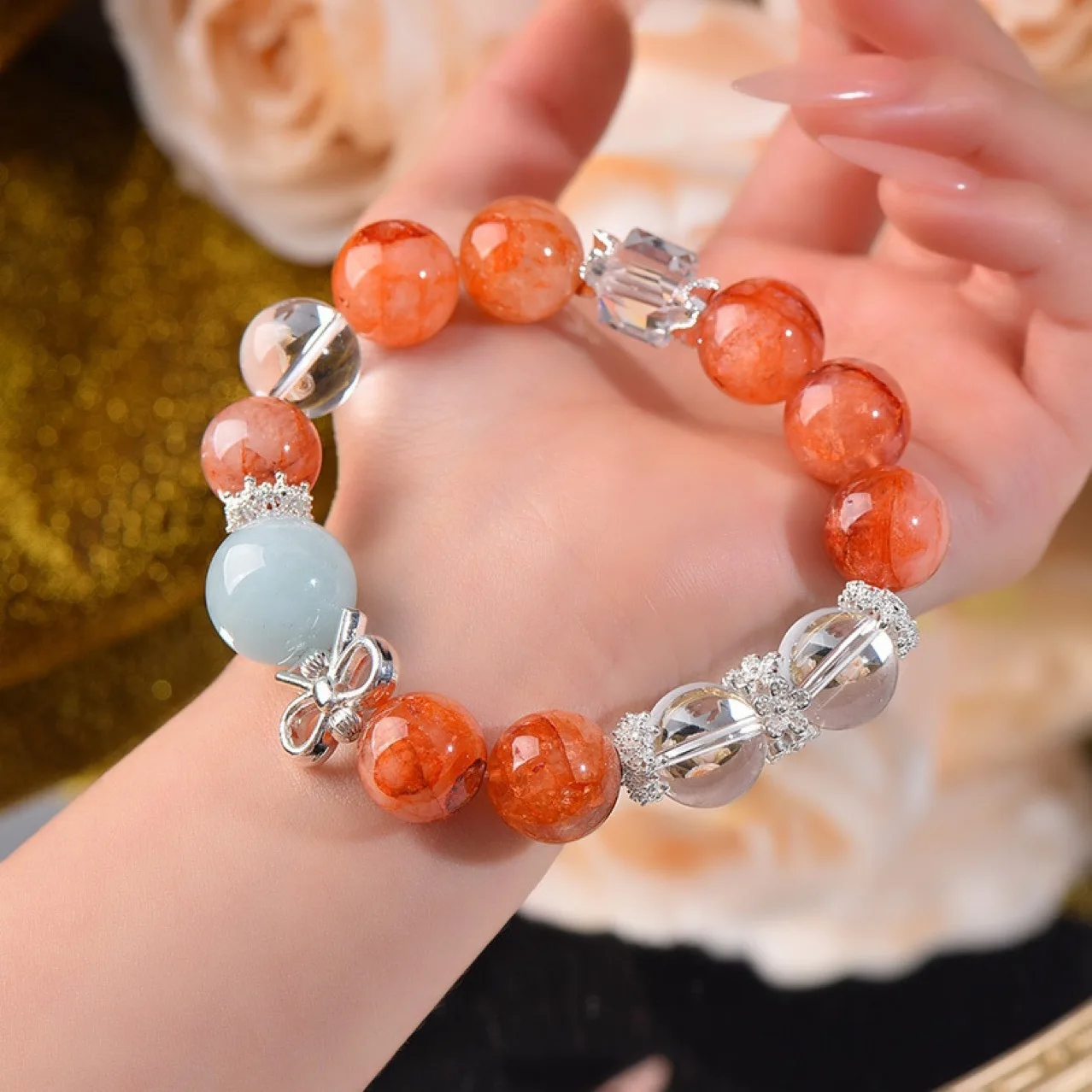 

Natural Red Glue Flower White Crystal Aquamarine Bracelet Hand Women's Light Luxury Fashion Bracelet