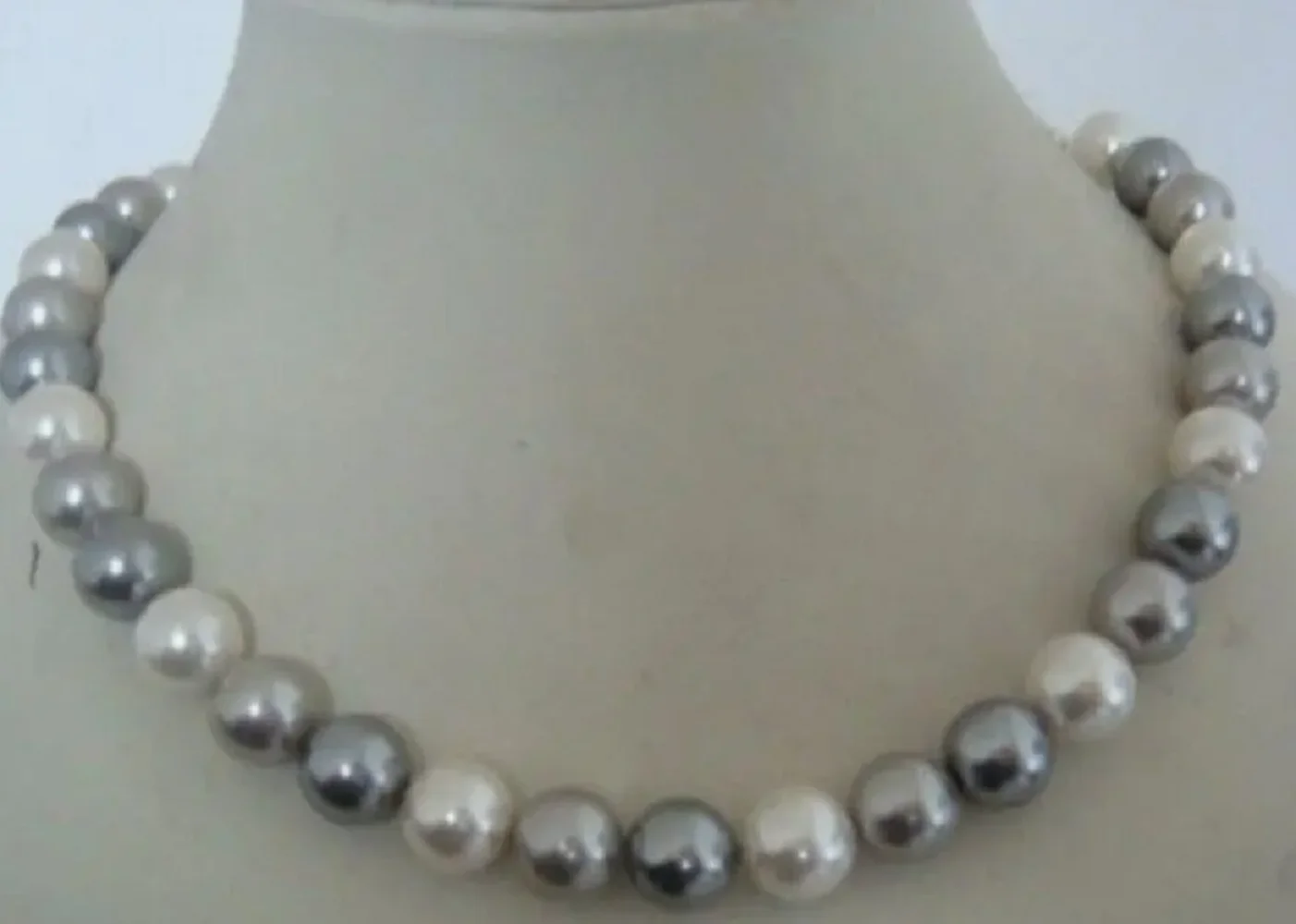 

Authentic natural 8-9mm AAA gray South Sea pearl necklace with 14K gold buckle. 20in 22in 14in 16in 18in