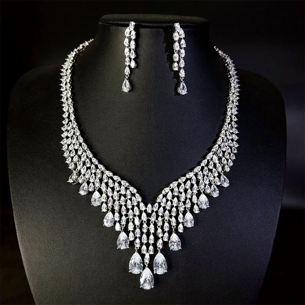 

Women's Teardrop Necklace and Earrings Set with Zircon Stones - High-end luxury Fashion Wedding Wear
