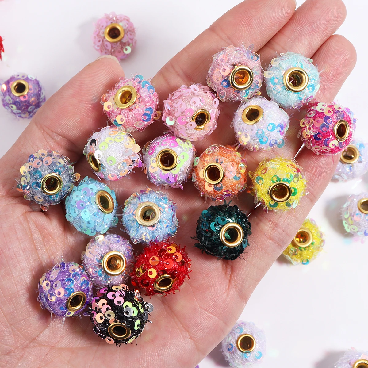 10pcs/lot 16mm Colorful Sequins Plush Ball Beads Loose Spacer Charm Beads For Crafts Making DIY Keychains Bag Chain Accessories