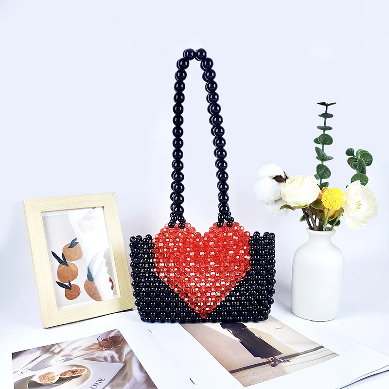 Luxury brand women\'s bag Instagram handmade niche beaded bag, heart carrying one shoulder versatile women\'s bag