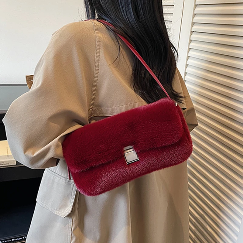 

Индивидуальная плюшевая сумка с имитацией лисы, осенне-зимняя женская вечерняя сумка на одно плечо, подмышки, темпераментная красная сумка из искусственного меха