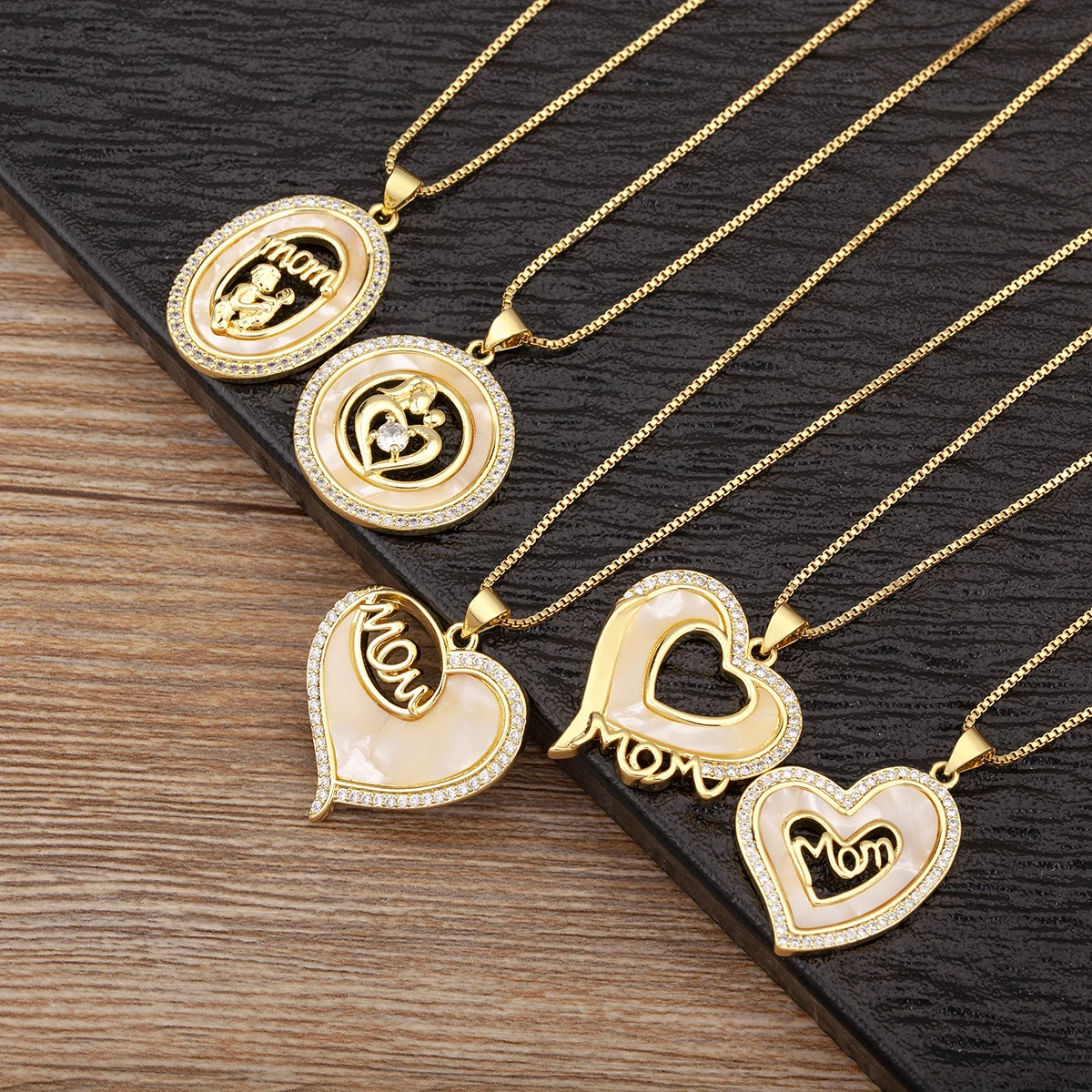 Nidin אמא שרשרת שרשרת תליון לנשים לב עגול בצורת קליפה משובצת מעטפת משובצת קלאסי עדינה קלאסית תכשיטים יום אמא