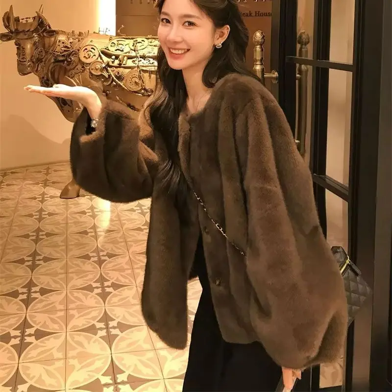 Ancient Style Mink fur Mink Integrated Short Environmen Tally Friendly High-end 2026 Winter Coat for Women Thickened and New Fur