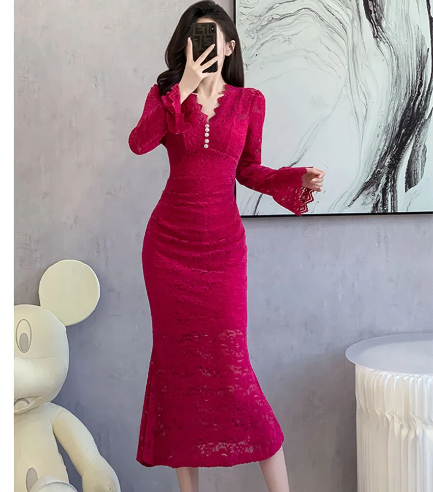 2024 nuova moda autunno rosa rosso pizzo sirena vestito Midi sottile per le donne scollo a V manica svasata scava fuori vestiti aderenti del partito