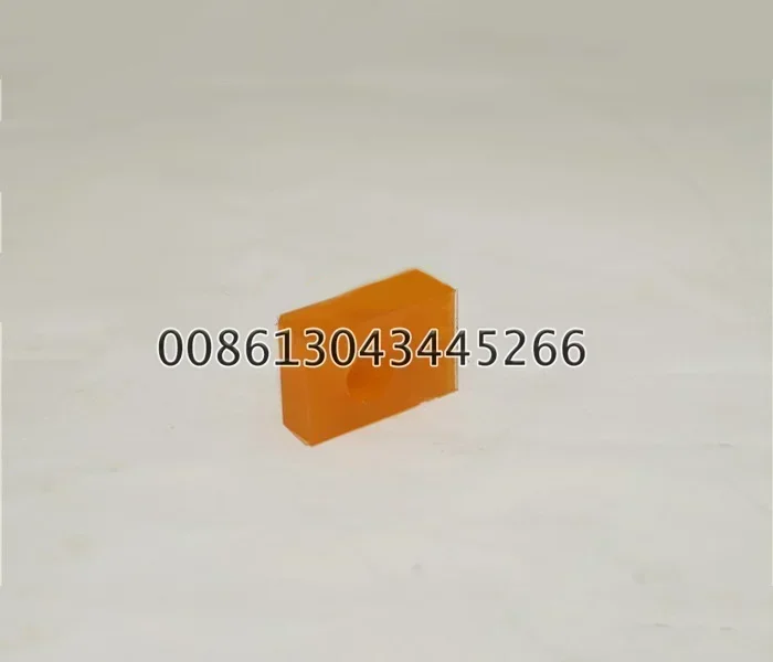 206-8401-070 plastic gripper 30 PCS Best Quality 18.5X12X7mm For Komori