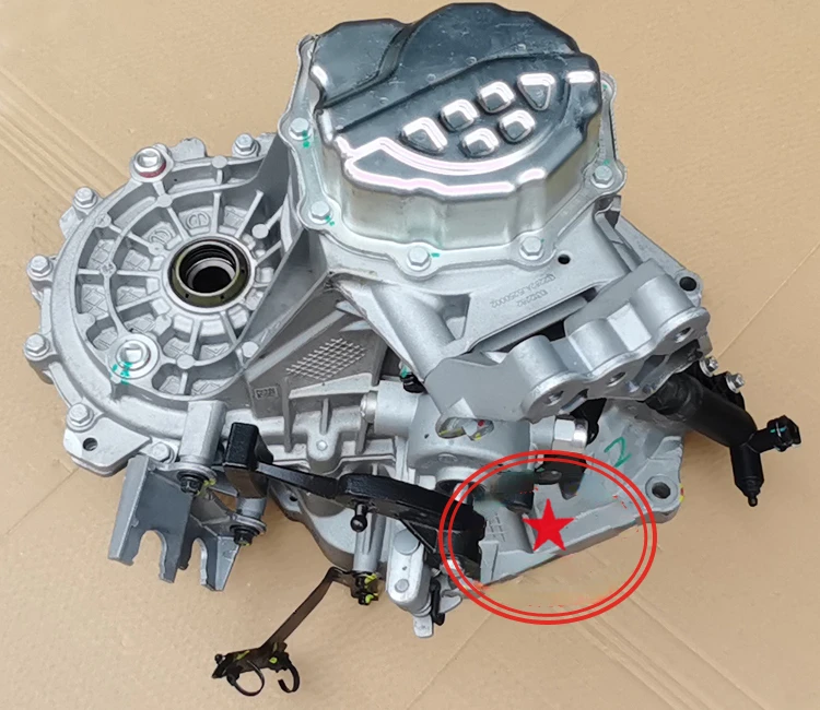 Applicable to the transmission assembly 5MT of Roewe I5 MG5 20 manual transmission.