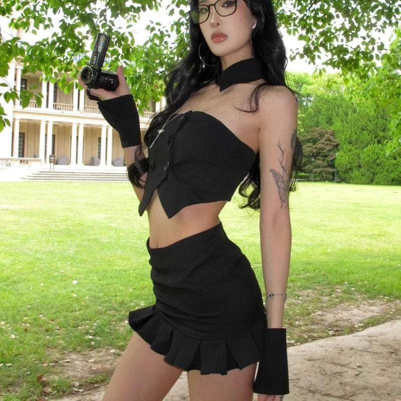

New Black High Street 4 Piece Sets Fashion Frensh Buttons Strapless Spliced Pleated Skirt Y2k Accessories Tie and Arm Warmers