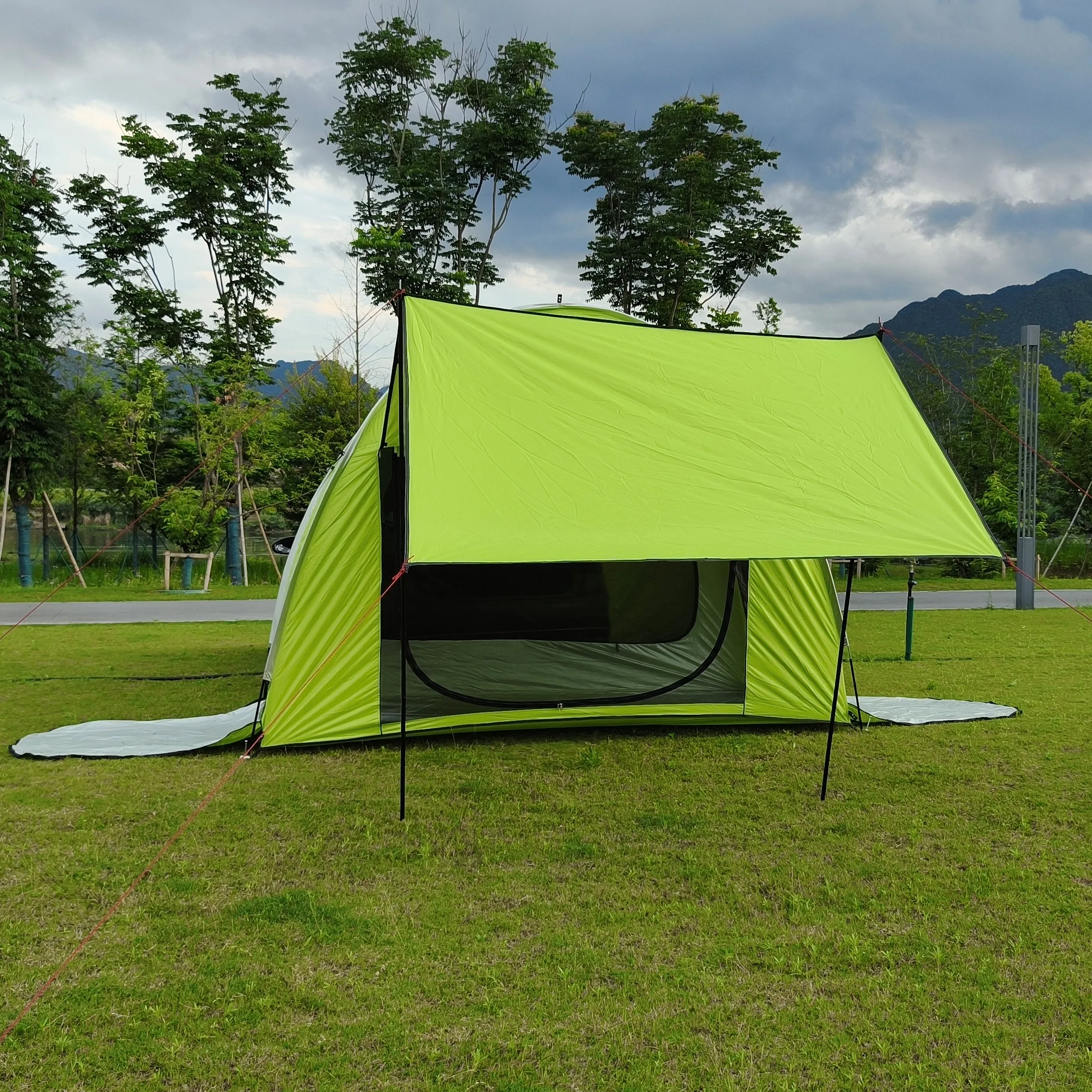 SUV Tent for Camping, 5 Person, 6 person  Car Camping Tent, SUV Tailgate Tent for Outdoor, Easy Set Up Tent with Rainfly