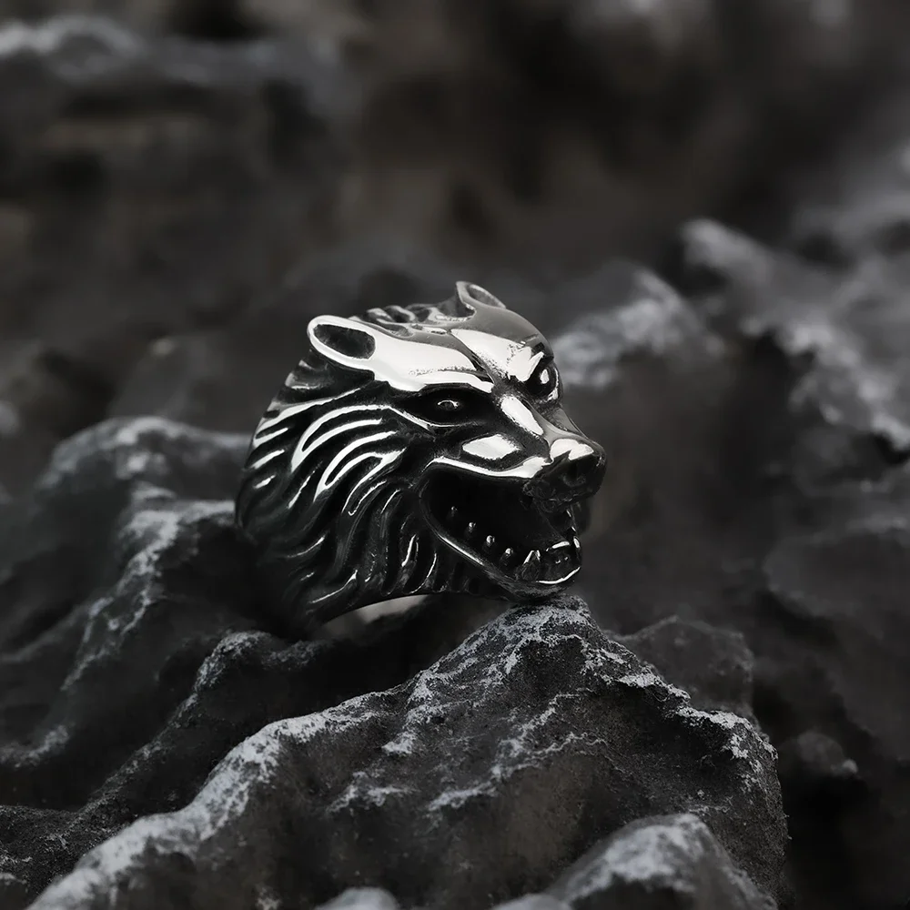 European and American Retro Men\'s Titanium Steel Ring Personalized Animal Wolf Head Stainless Steel Ring Jewelry