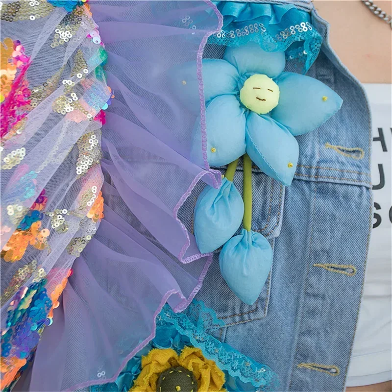 

Spring New Sequins Mesh Ruffles Long Sleeve Stitching Blue Short Denim Jacket Women Lapel Flowers Decoration Casual Jeans Jacket