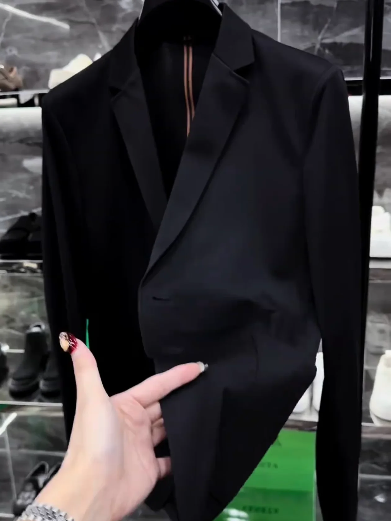 

Весенне-осенний новый мужской костюм-слимфит: модный, высококачественный, не требует глажки, эластичный, индивидуальный пошив