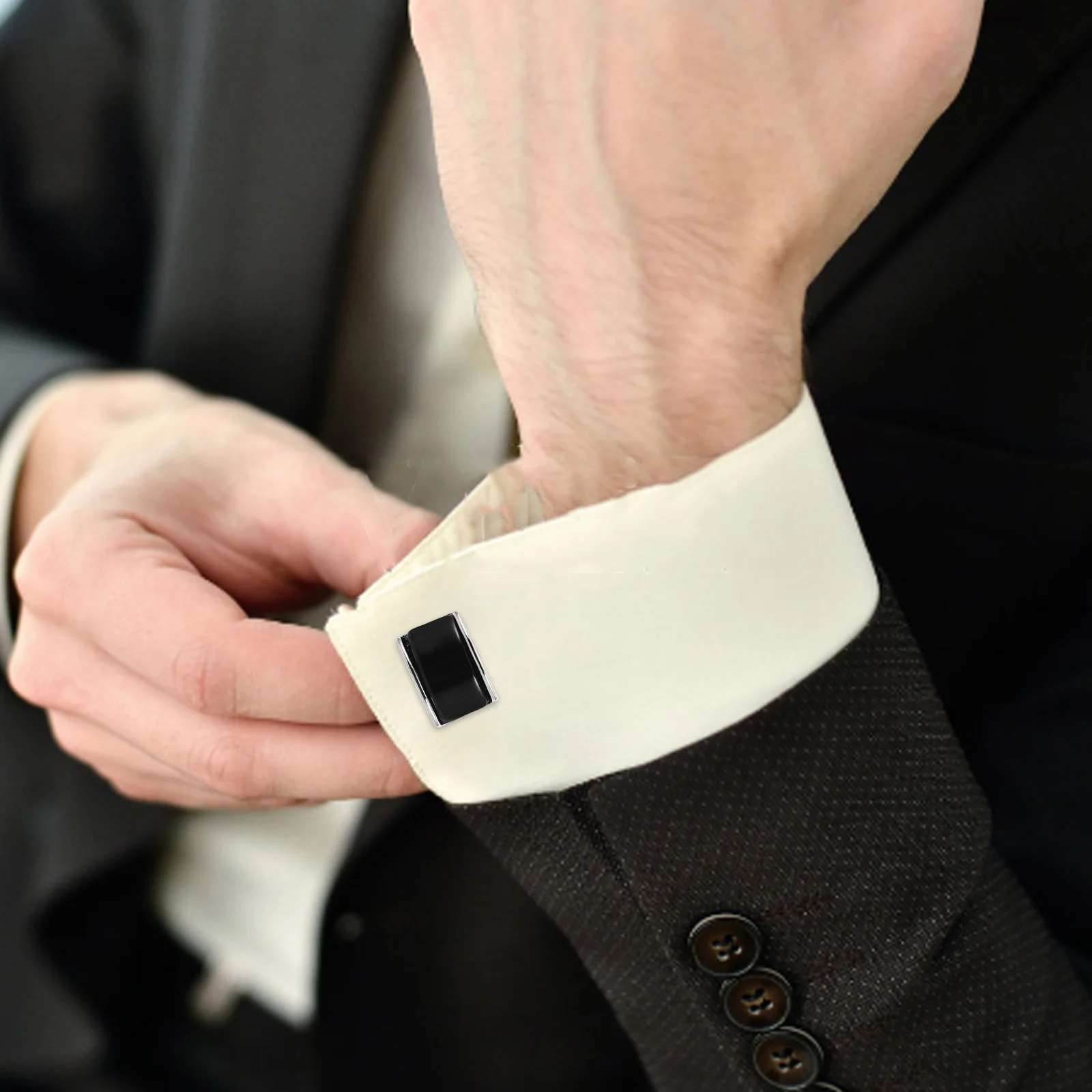 

2pcs Mens Cuff Links Sets Elegant Shirt Cufflinks Luxury French Cuff Wedding Attire Accessories Formal Business Groom Cufflinks
