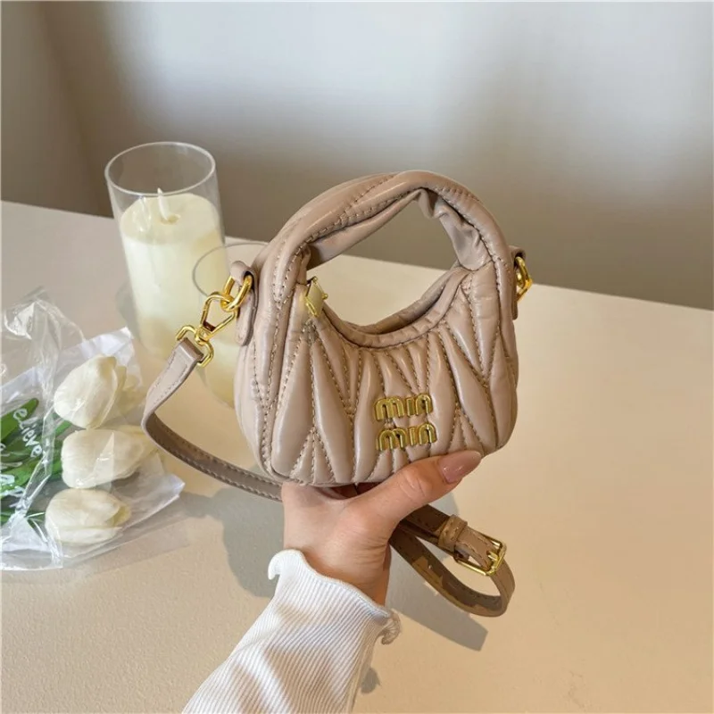 

Высококачественная женская большая сумка из тонкой кожи с высококачественным известным пригородным дизайном, легкая, мягкая, повседневная, современный вид ​