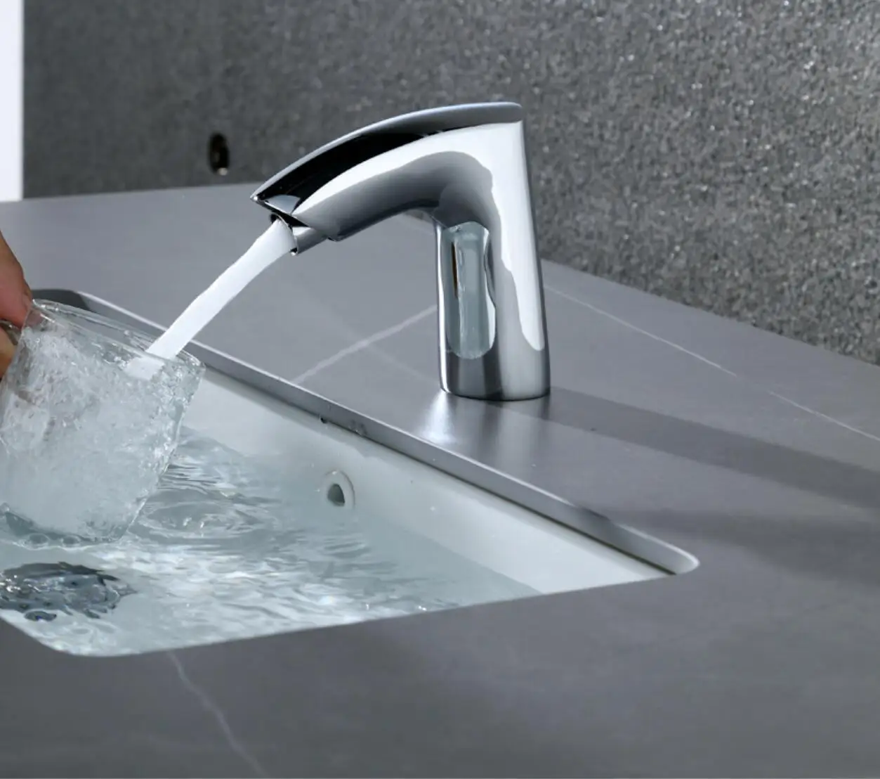 59# Brass Chrome Plating Deck Mounted Sensor Faucet,  automatic Sensor Faucet Basin Sensor Taps