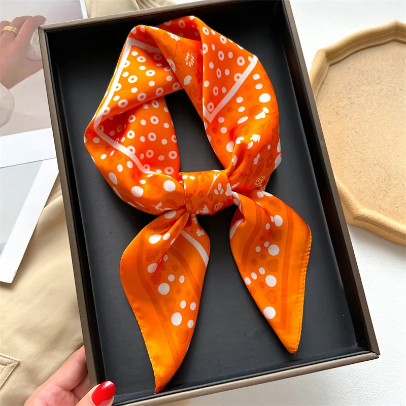 

Женские шелковые шарфы 70*70 см, дизайнерский шарф с цветочным принтом, бандана, хиджаб, шейный платок, шаль, повязка для волос, платок, роскошный платок