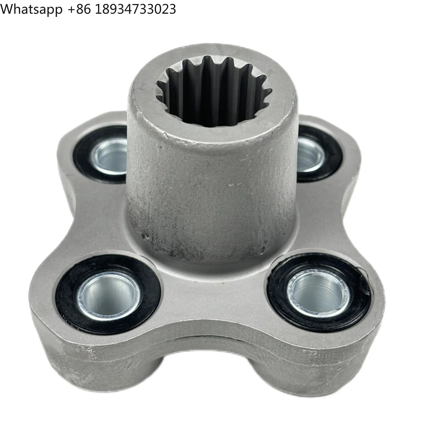 

New 15 Splines Hydraulic Pump Coupler D136083 253541A1 for 580K 580SK 580L 590SL Engine