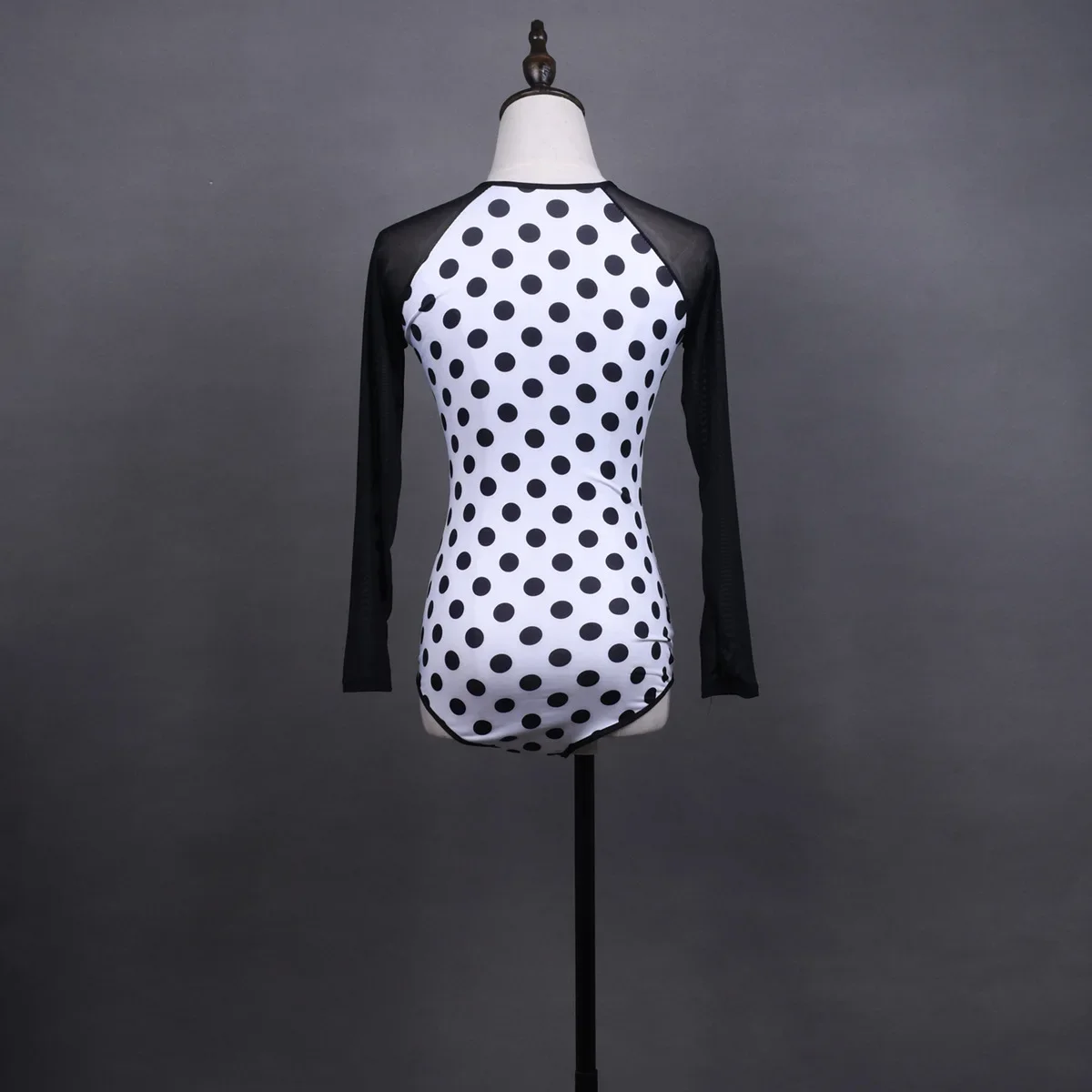 新しい大人の女性ラテンダンストップス長袖 Tシャツステージ競技ダンスウェアレディースセクシー社交ダンス練習衣装