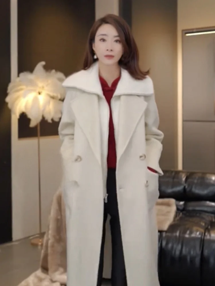 เสื้อสเวตเตอร์ไหมพรมถักสไตล์เรโทรสุดเก๋ แขนยาว ติดกระดุม สีแดง สำหรับปีใหม่ สไตล์เกาหลี ใส่สบายๆ ทรงหลวม