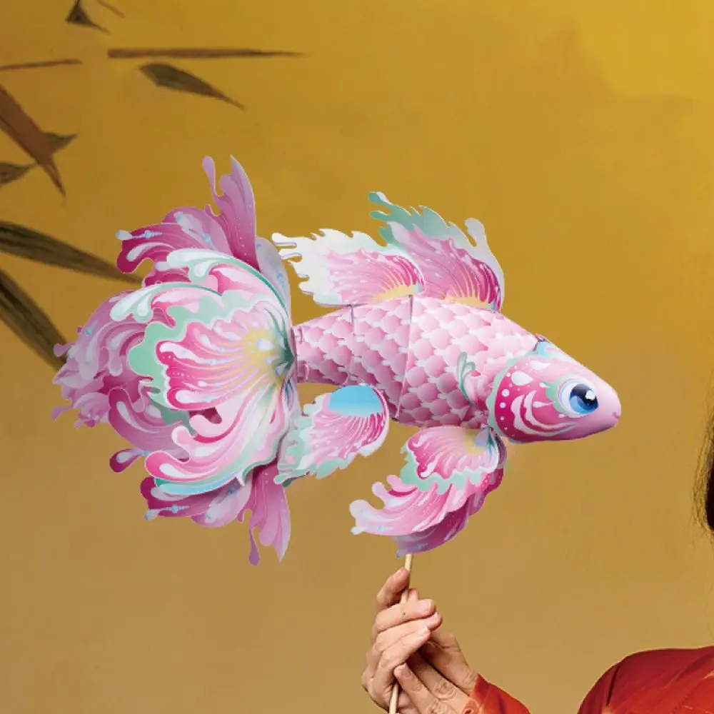 Lanterna di pesce di Capodanno in stile cinese Lanterna portatile per bambini tradizionale dei cartoni animati Giocattolo luminoso impermeabile