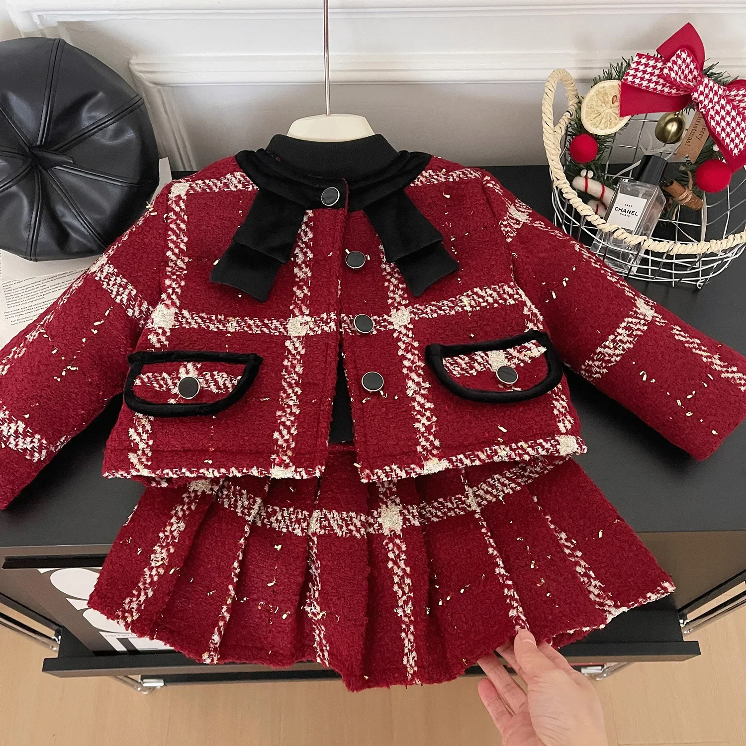 Children\'s Clothing Sets Plaid Coat + Pleated Skirt 2pcs Sets Padded Suit Baby Girl Clothes Kids Clothes for 2 To 7 Years