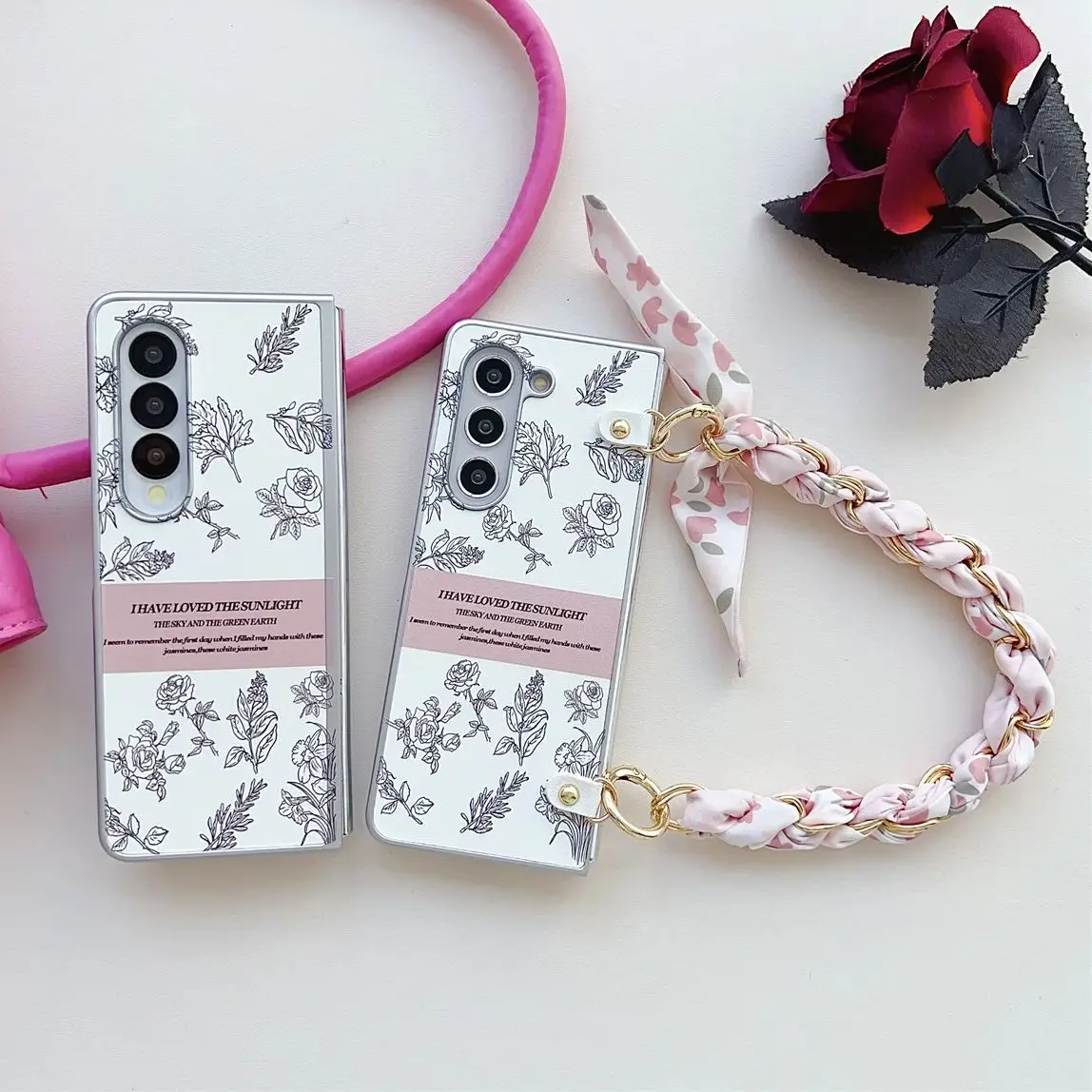 

Sketching Flowers Bracelet Phone Case For Samsung Galaxy Z Fold 3 4 5 5G PC Hard Shell Protection Fold3 Protective Fold5 Cover