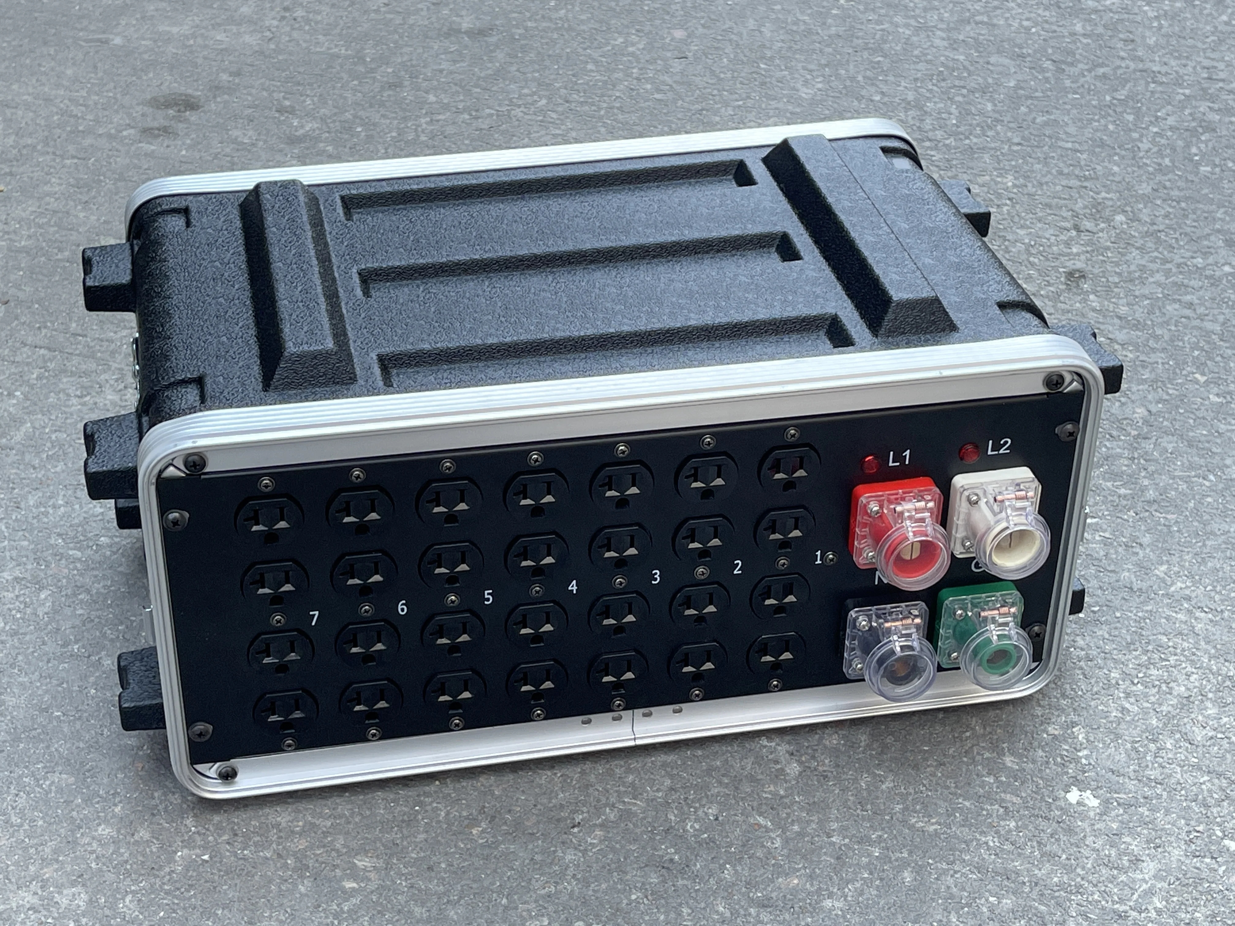 

TLF Edison Power Box Distributor Equipment 380-400V 50Hz Powercon Box