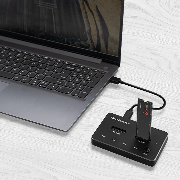 Qoltec M.2 SSD-dockingstation | NVMe | SATA | USB-C | Dubbele 2x2TB
