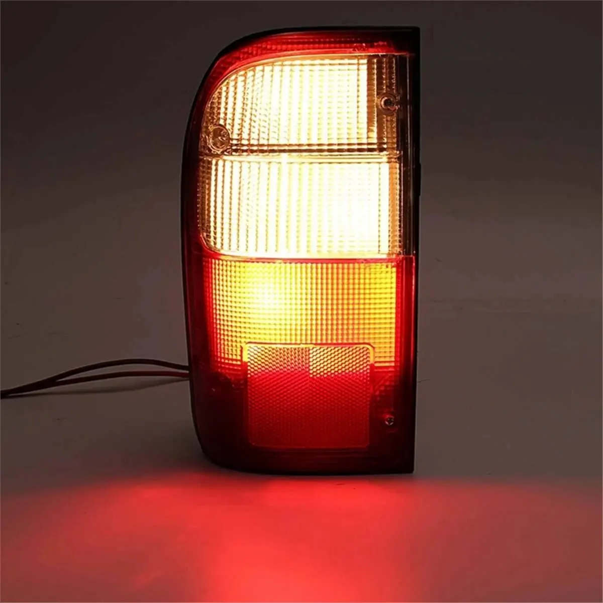 Lampa tylna, światło stop do Mk4 1997-2006, lewa