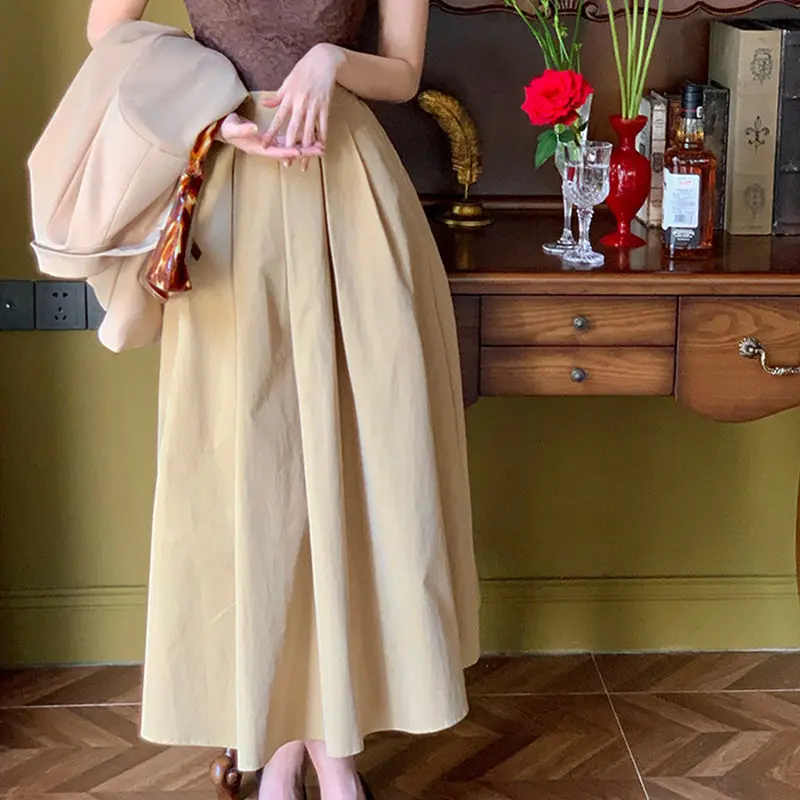 French Vintage 2023 Autumn/Winter New Hepburn Style Halfskin Dress Women\'s High Waist Slim A-line Mid length Umbrella Skirt