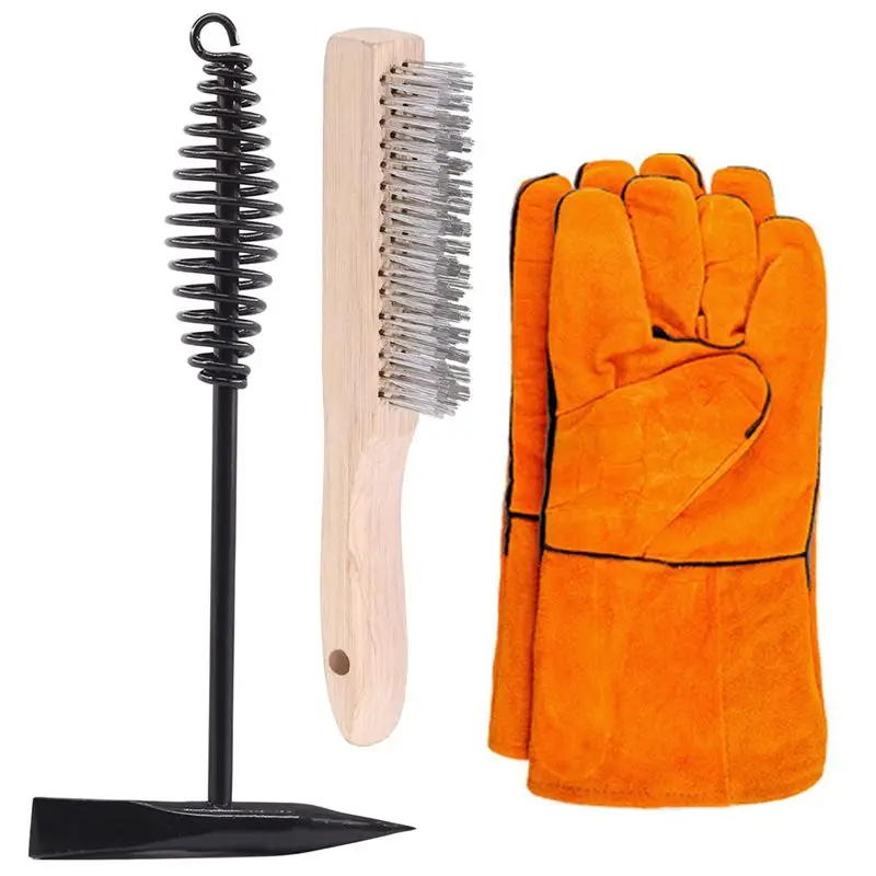 

Набор для удаления сварочного шлака (4 предмета): молоток для удаления шлака с пружинной ручкой и проволочная щетка, а также пара сварочных перчаток.