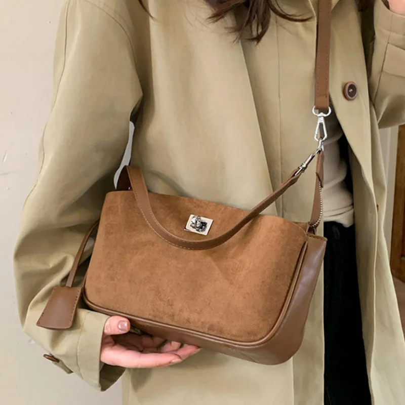 

Новая лоскутная матовая сумка, женская корейская модная сумка на плечо под мышками с пряжкой, высококачественная повседневная сумка через плечо