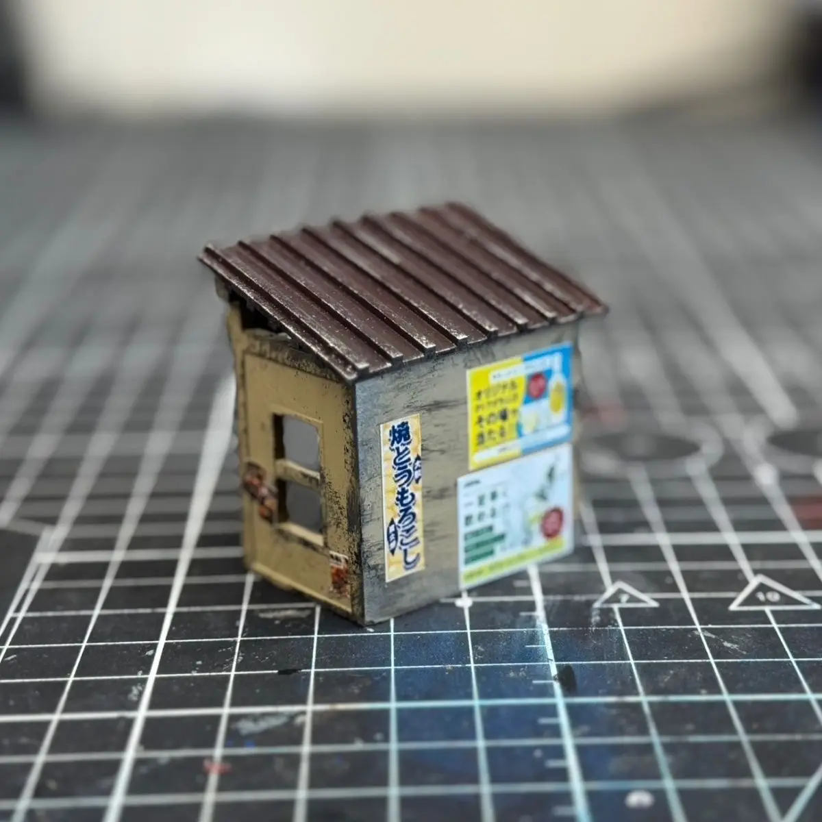 Modelo de diorama de cena de casa em miniatura vintage estilo japonês em escala 1/64