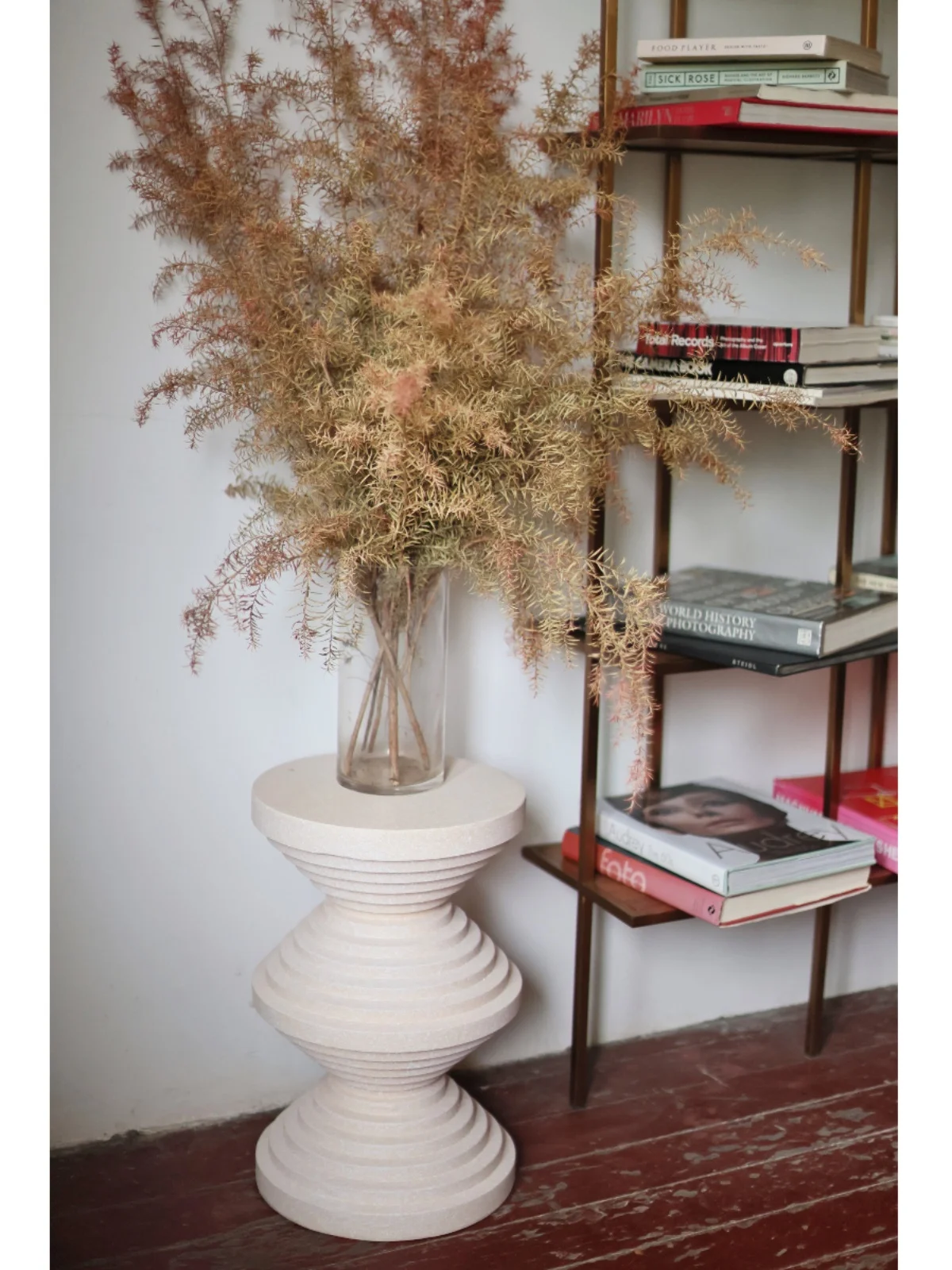 Nordic Light Luxury Style Side Table Modern Home Art Decoration Simple Coffee Cement Material Cylindrical Shape Step Shape Table