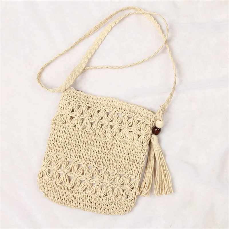 Hollow Women Messenger Bags Tassel Woven Shoulder Crossbody Bag Casual Beach Straw Bag For Women Bolsa Feminina