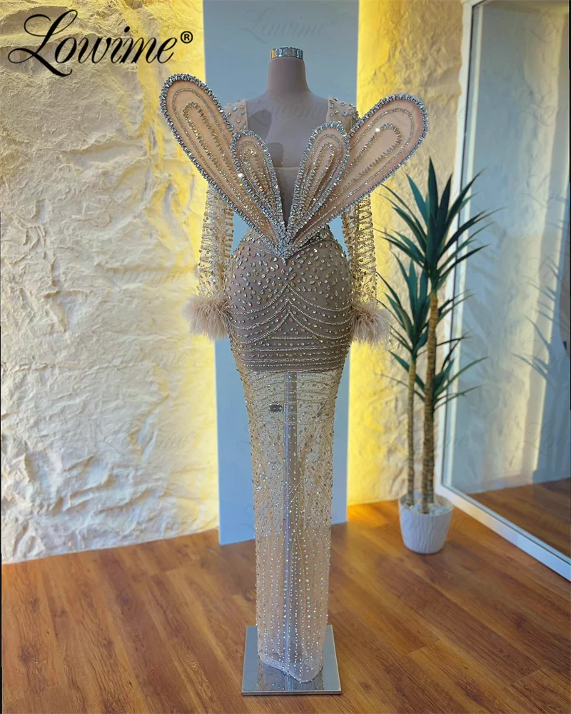 Champagne Evening Dress Arabic See Through Full Crystals Mermaid Long Sleeves Feather Celebrity Dresses 2024 V Neck Party Gowns