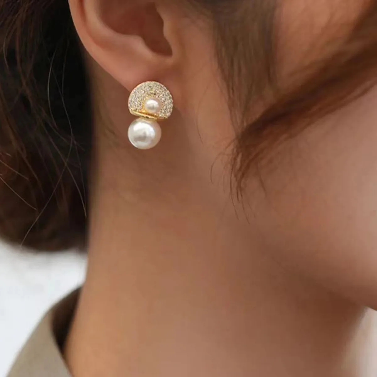 14K Gold Big Pearl Zircon Stud Earrings Korean Minimalist Fashion Women Luxury Elegant Unique Niche Senior Ear Jewelry Wholesale