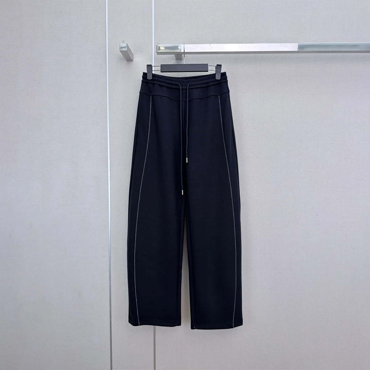 2026 High quality women's Korean style simple contrasting color bright line wide leg pants--26922194