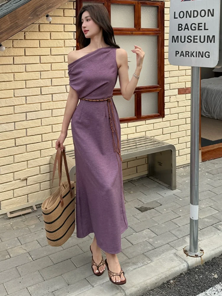 SMTHMA 2025 فستان صيفي جديد على الطراز الصيني بكتف مائل ورقبة متأرجحة للنساء مع تصميم أرجواني ساحر أنثوي فستان طويل
