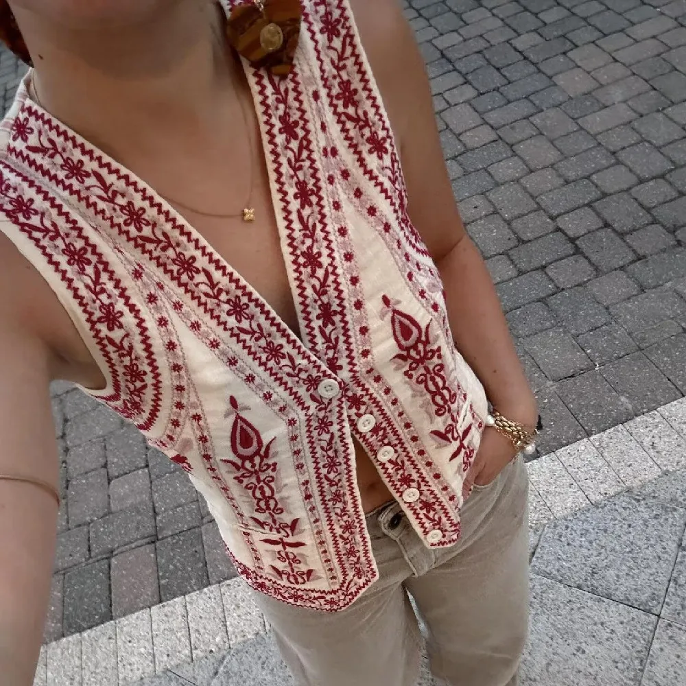 2024 Ethnic Embroidery Flower Open Buttons Waistcoat Women Patchwork Stripped Back BOHO Sleeveless Vest Jacket Vacation Tops