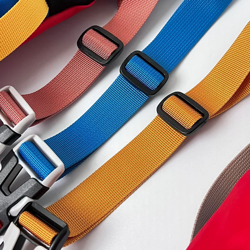 Color-blocked waist bags, crossbody bags, colorful , unisex waist bags, lightweight travel and sports waist