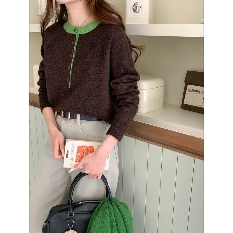 เสื้อสเวตเตอร์ทรงสลิมแบบสองชิ้นปลอมคอเฮนลีย์บล็อกสี